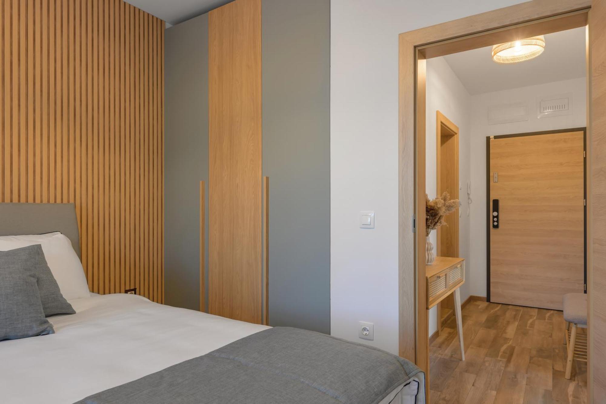Boho Sea View One-Bedroom Pool & Spa Apartment Святые Константин и Елена Экстерьер фото