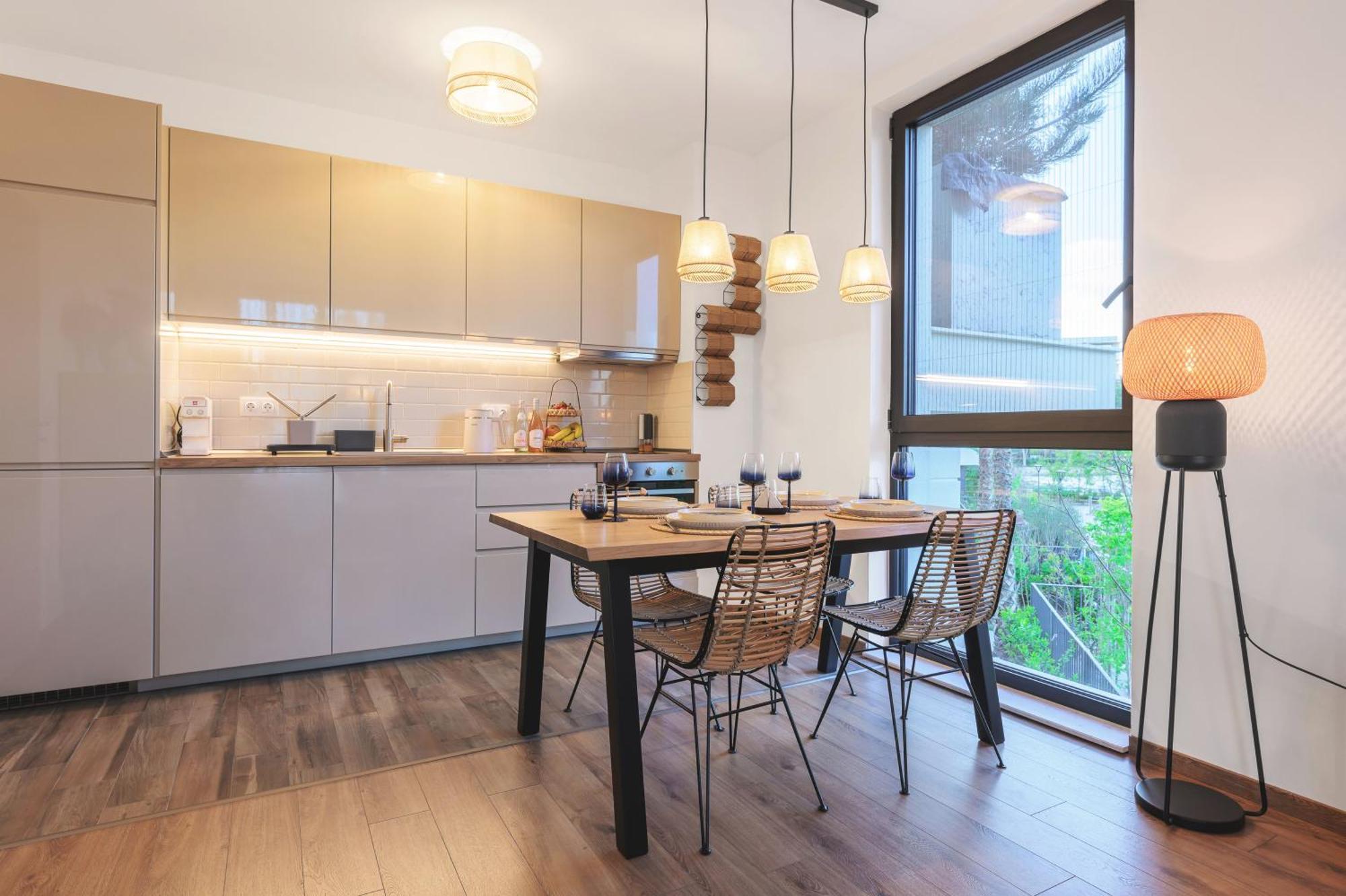 Boho Sea View One-Bedroom Pool & Spa Apartment Святые Константин и Елена Экстерьер фото